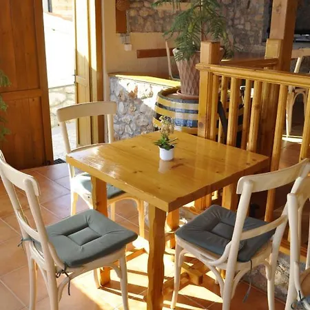In Barbat With Balcony, Air Conditioning 660-3 * Barbat na Rabu