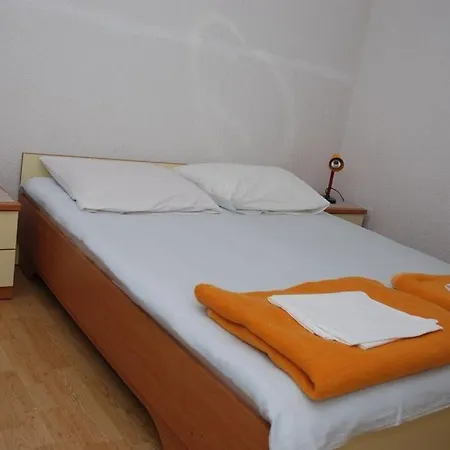 In Barbat With Balcony, Air Conditioning 660-3 Διαμέρισμα Barbat na Rabu