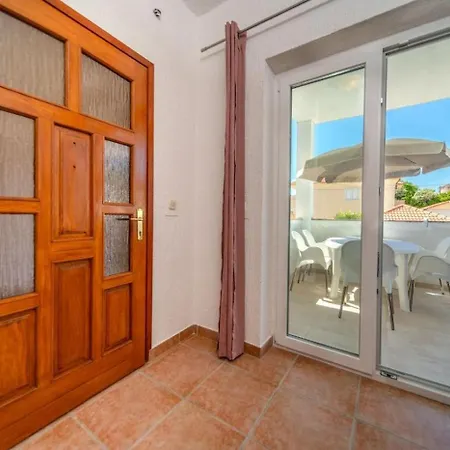 In Barbat With Balcony, Air Conditioning 660-3