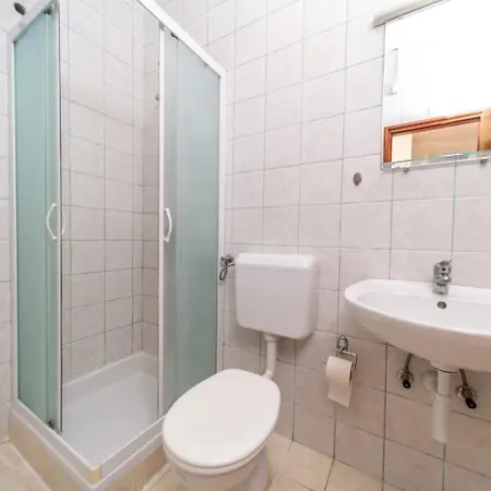 In Barbat With Balcony, Air Conditioning 660-3 Διαμέρισμα Barbat na Rabu