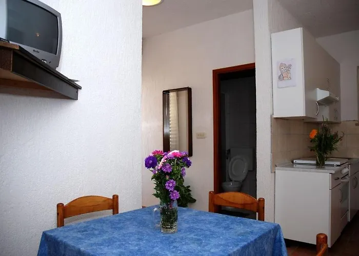 In Barbat With Balcony, Air Conditioning 660-3 Barbat na Rabu