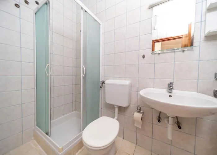 In Barbat With Balcony, Air Conditioning 660-3 Daire Barbat na Rabu