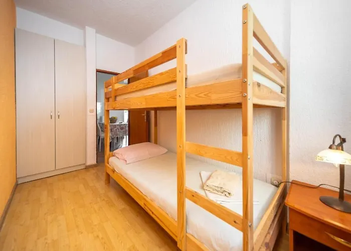 In Barbat With Balcony, Air Conditioning 660-3 Daire *